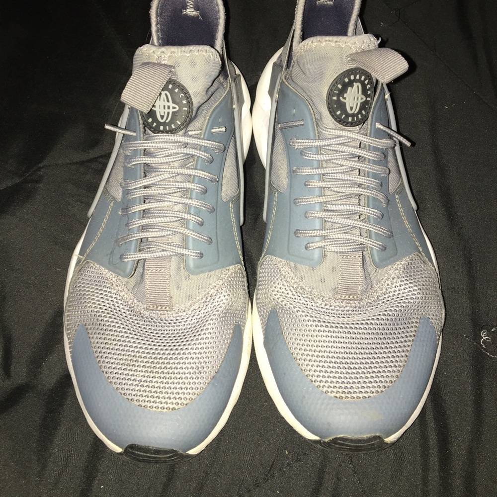 Nike Air Huarache Run. Size 9.5